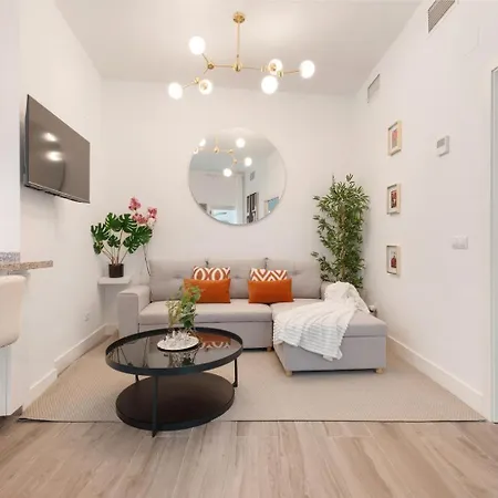 Menaleka's House 7 * Malaga